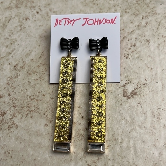 Betsey Johnson Ruler Earrings New Teacher Gift - Picture 1 of 6